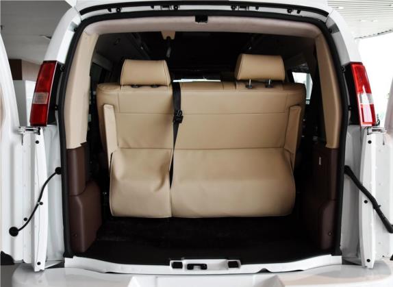 SAVANA 2016款 1500S 两驱版 车厢座椅   后备厢