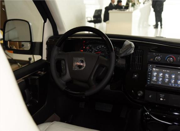 SAVANA 2017款 2500S 至尊版 中控类   驾驶位