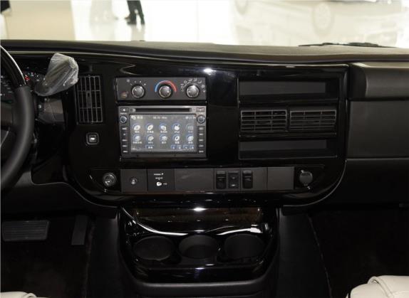 SAVANA 2017款 2500S 至尊版 中控类   中控台