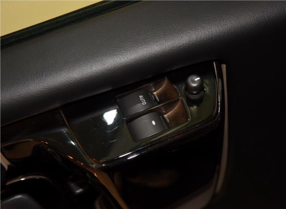 SAVANA 2017款 2500S 至尊版 车厢座椅   门窗控制