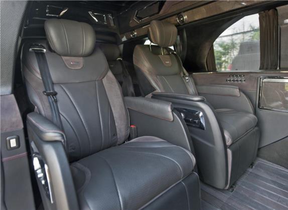 SAVANA 2018款 6.0L GX777 尊翔星际版 车厢座椅   后排空间