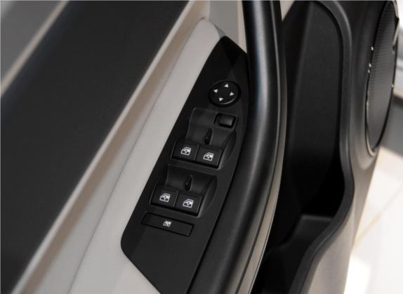 观致3 2014款 两厢 1.6L 自动致悦增强型 车厢座椅   门窗控制
