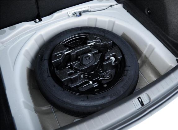 观致3 2015款 都市SUV 1.6T 自动炫动派 其他细节类   备胎