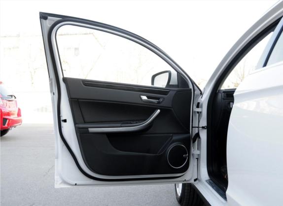观致3 2015款 都市SUV 1.6T 自动炫动派 车厢座椅   前门板