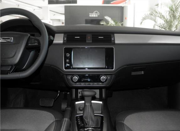 观致3 2015款 都市SUV 1.6T 自动型动派 中控类   中控台