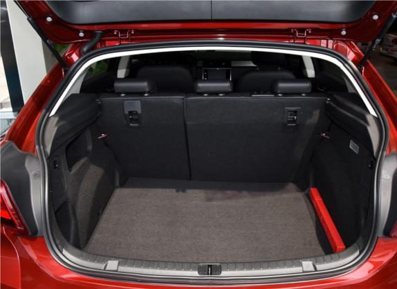 观致3 2015款 都市SUV 1.6T 自动致酷型 车厢座椅   后备厢