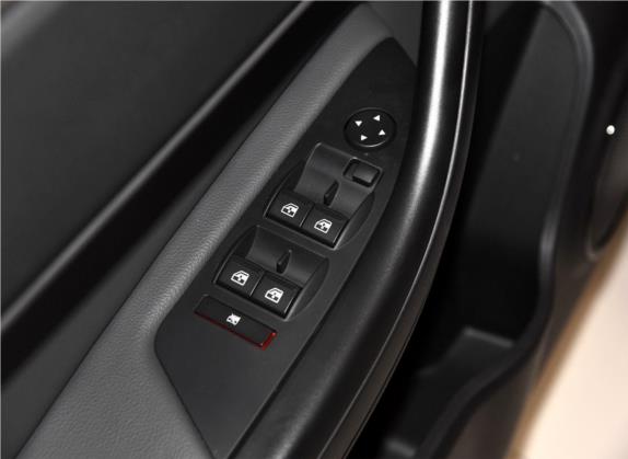 观致3 2016款 三厢 1.6L 自动致能型 车厢座椅   门窗控制