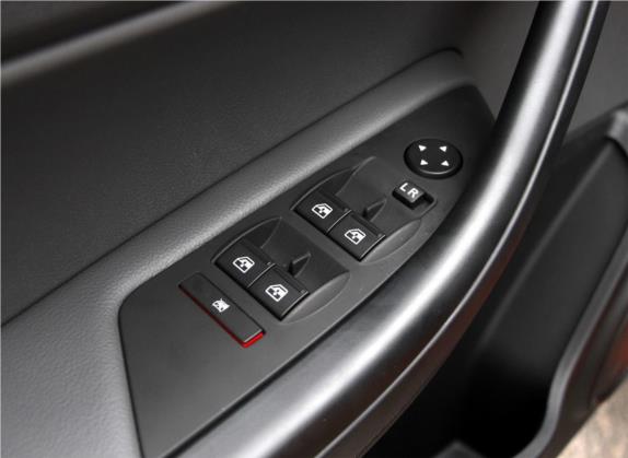 观致3 2017款 GT 1.6T 手动致享型 车厢座椅   门窗控制