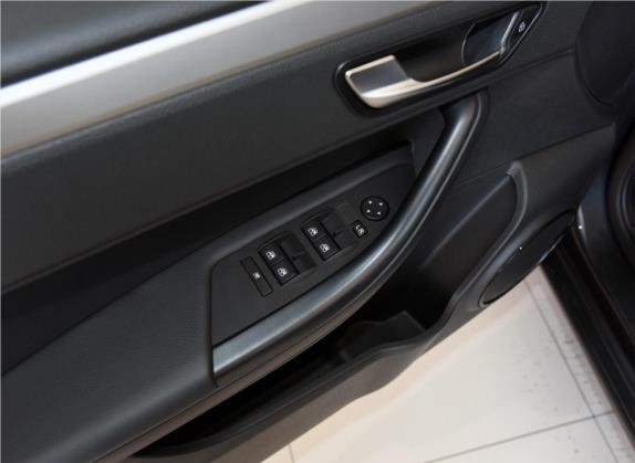 观致3 2017款 都市SUV 1.6T 自动致悦型 车厢座椅   门窗控制