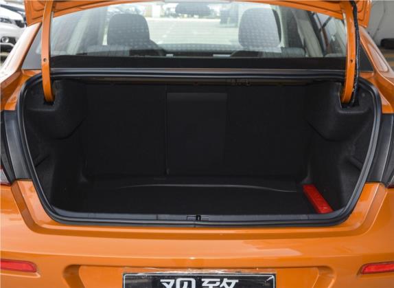 观致3 2018款 GT 1.6T 自动尊贵型 车厢座椅   后备厢