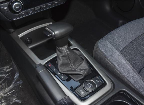 观致3 2018款 GT 1.6T 自动尊贵型 中控类   挡把