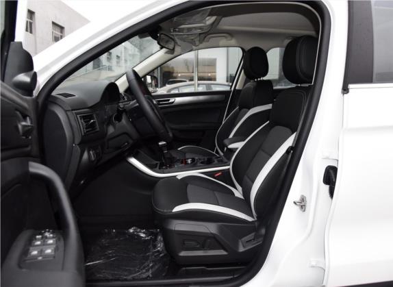 观致5 2017款 1.6T 自动尊贵型 车厢座椅   前排空间