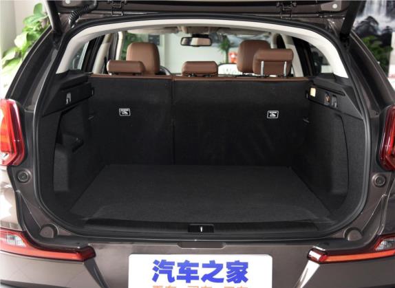 观致5 2018款 1.6T 自动旗舰型 车厢座椅   后备厢