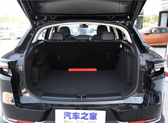 观致7 2020款 1.6T 护航精英型 车厢座椅   后备厢