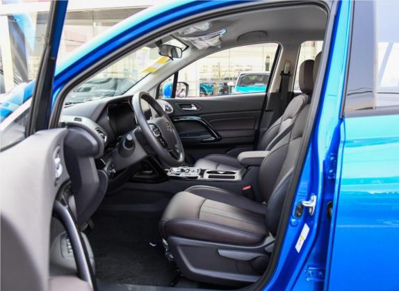 广汽ix4 2018款 领先版 车厢座椅   前排空间