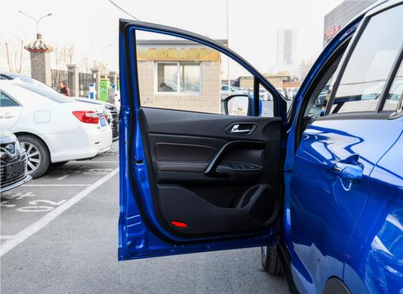 广汽ix4 2018款 领先版 车厢座椅   前门板