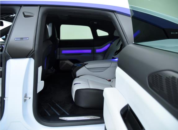 高合HiPhi Z 2023款 四座版 车厢座椅   后排空间