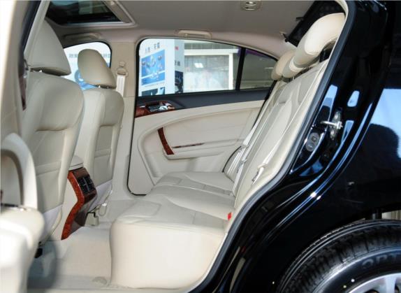 传祺GA5 2012款 2.0L 自动精英版 车厢座椅   后排空间