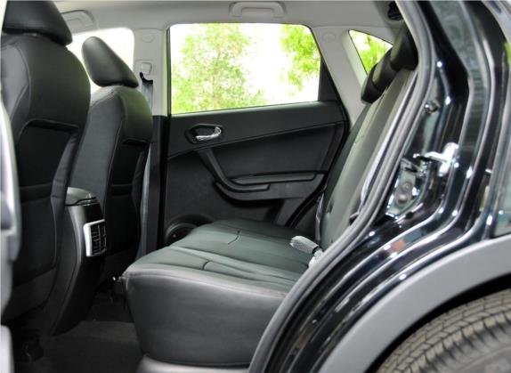 传祺GS5 2012款 2.0L 手动两驱精英版 车厢座椅   后排空间