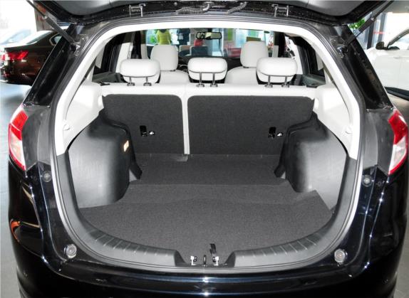 传祺GS5 2013款 2.0L 手动两驱浅内特别版 车厢座椅   后备厢