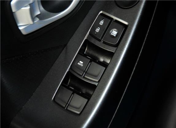 传祺GA3 2013款 1.6L 自动豪华ESP版 车厢座椅   门窗控制