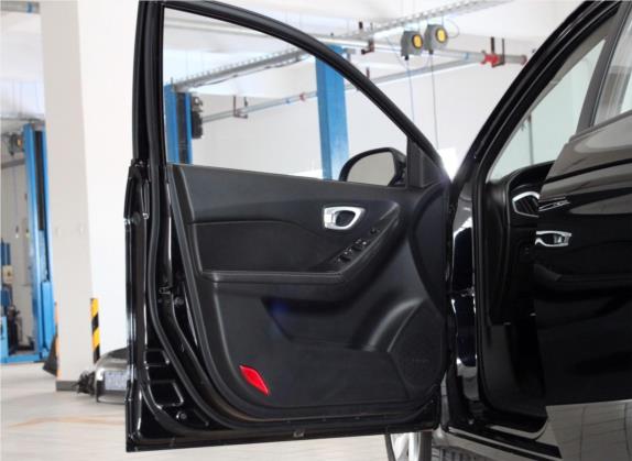 传祺GA3 2014款 1.6L 自动精英智慧版 车厢座椅   前门板