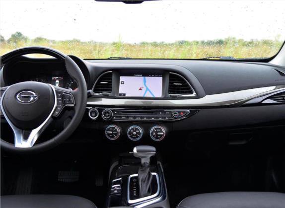 传祺GA6 2015款 1.8T DCT尊贵型 中控类   中控台