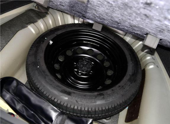 传祺GA6 2015款 1.8T DCT尊贵型 其他细节类   备胎