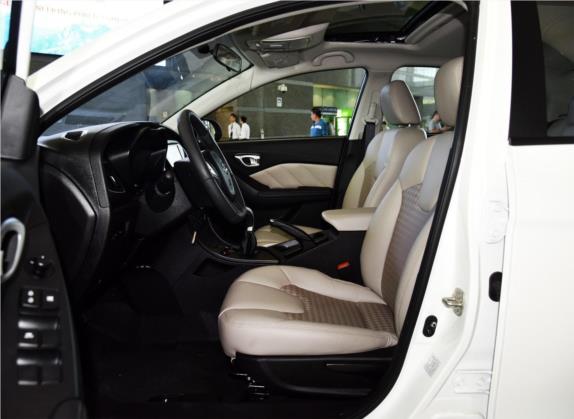 传祺GA3S视界 2016款 200T 手动豪华ESP版 车厢座椅   前排空间