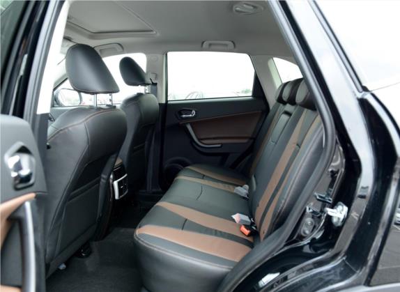 传祺GS5 Super 2015款 2.0L 手动两驱精英版 车厢座椅   后排空间
