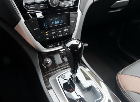 传祺GS5 Super 2015款 1.8T 自动四驱豪华导航版 中控类   挡把