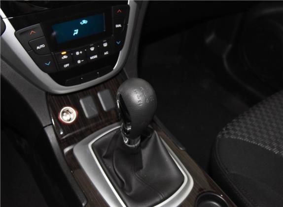 传祺GS5 Super 2016款 2.0L 手动两驱舒适版 中控类   挡把