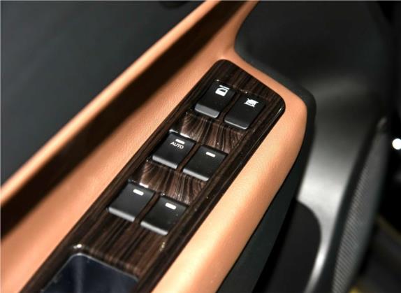传祺GS5 Super 2016款 2.0L 自动两驱超享版 车厢座椅   门窗控制