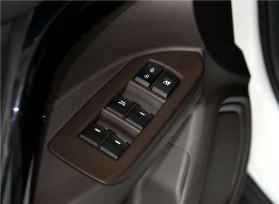 传祺GS4 2016款 235T 手动舒适版 车厢座椅   门窗控制