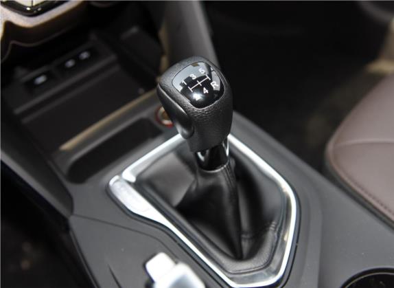 传祺GS4 2016款 235T 手动豪华版 中控类   挡把