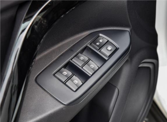 传祺GS4 2018款 235T 自动四驱至尊版 车厢座椅   门窗控制