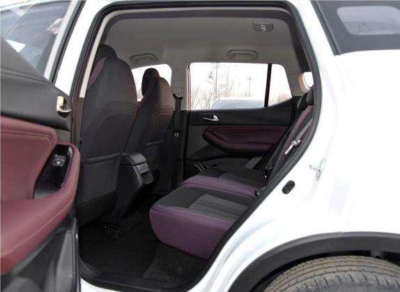 传祺GS4 2020款 270T 手动舒适版 车厢座椅   后排空间