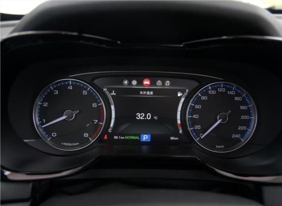 传祺GS7 2017款 320T 两驱豪华智联型 中控类   仪表盘