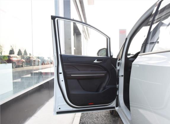 传祺M6 2019款 270T 自动尊享版（七座）国V 车厢座椅   前门板