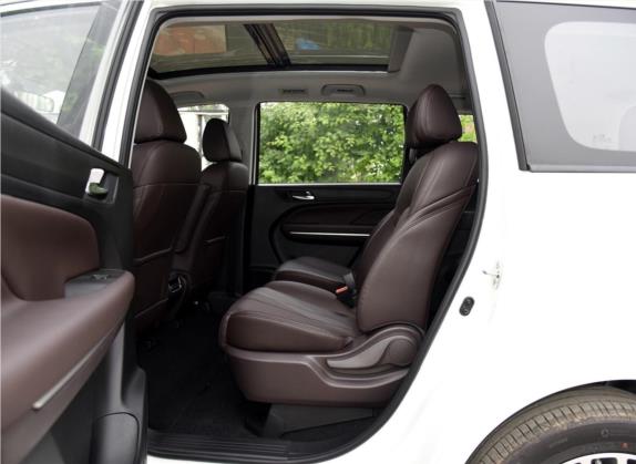 传祺M6 2019款 270T 自动尊荣版（七座）国V 车厢座椅   后排空间