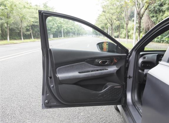 影豹 2022款 270T 影豹J16 R-style赛道版 车厢座椅   前门板