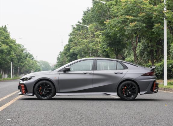 影豹 2022款 270T 影豹J16 R-style赛道版 外观   正侧