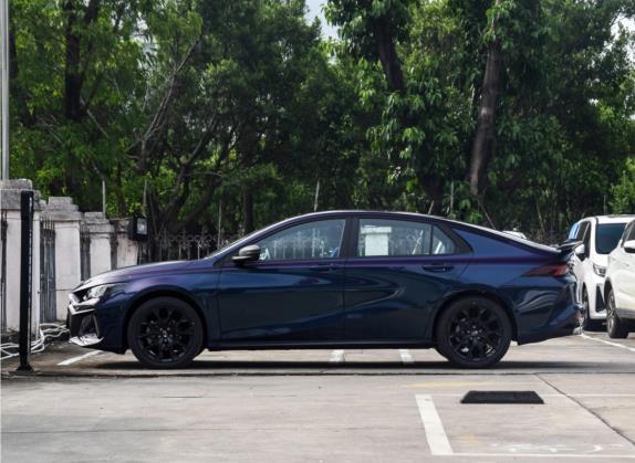 影豹 2022款 270T 影豹J16 银河战机版 外观   正侧