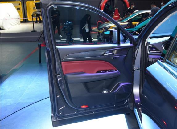 传祺GS4 PLUS 2021款 390T 自动星际版 车厢座椅   前门板