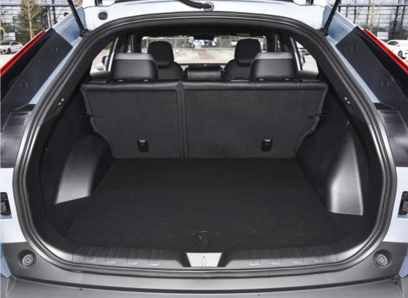 影酷 2022款 1.5T 超新星版 车厢座椅   后备厢