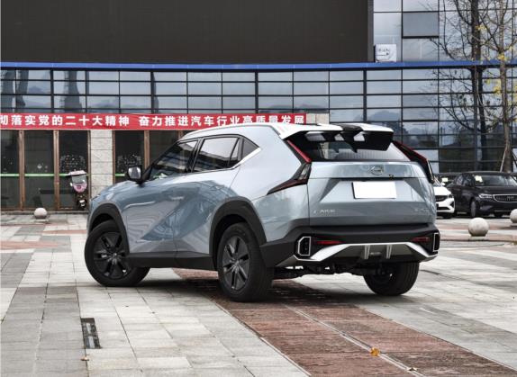 影酷 2022款 1.5T 超新星版 外观   斜后