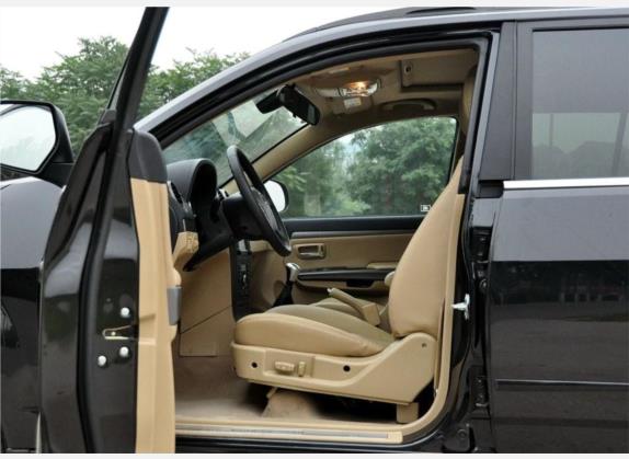 哈弗H5 2010款 欧风版 2.4L 两驱超豪华型 车厢座椅   前排空间