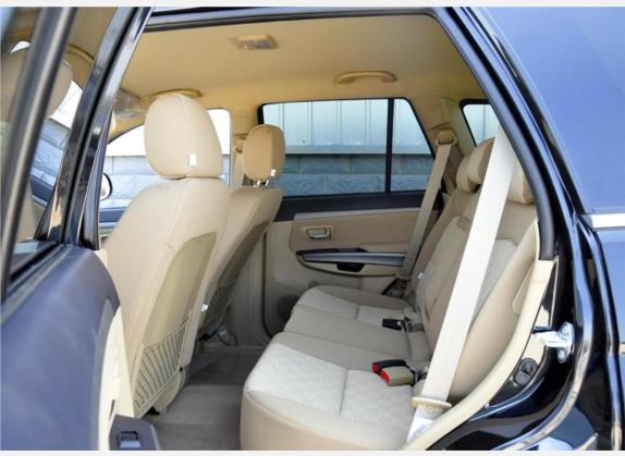哈弗H5 2010款 欧风版 2.5TCI 四驱豪华型 车厢座椅   后排空间