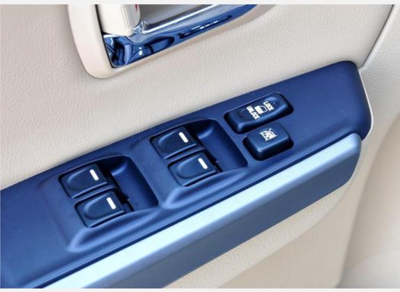 哈弗H5 2010款 欧风版 2.5TCI 两驱超豪华型 车厢座椅   门窗控制