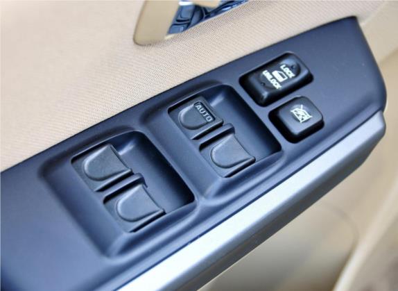 哈弗H5 2010款 欧风版 2.0L 两驱豪华型 车厢座椅   门窗控制
